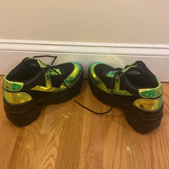 Y.R.U. Matrixx Platform Sneakers - black and green holographic - Picture 6 of 6
